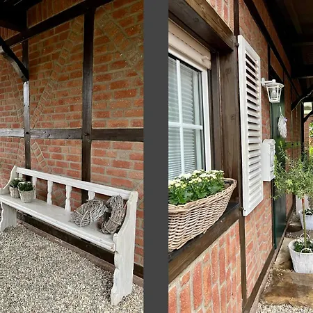 Vakantiehuis And Garden *